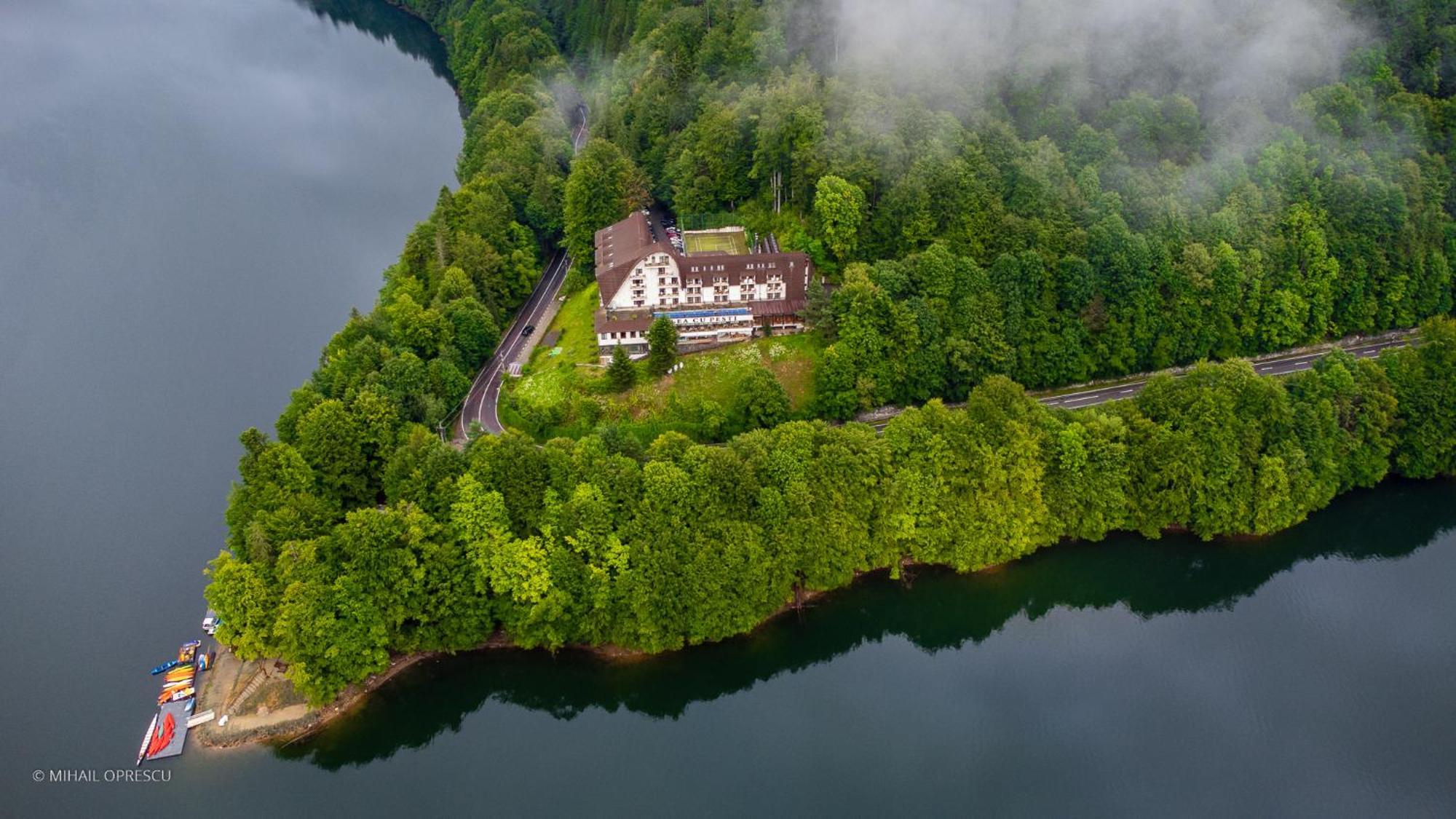 Hotel Valea Cu Pesti Căpăţîneni-Ungureni Exteriér fotografie