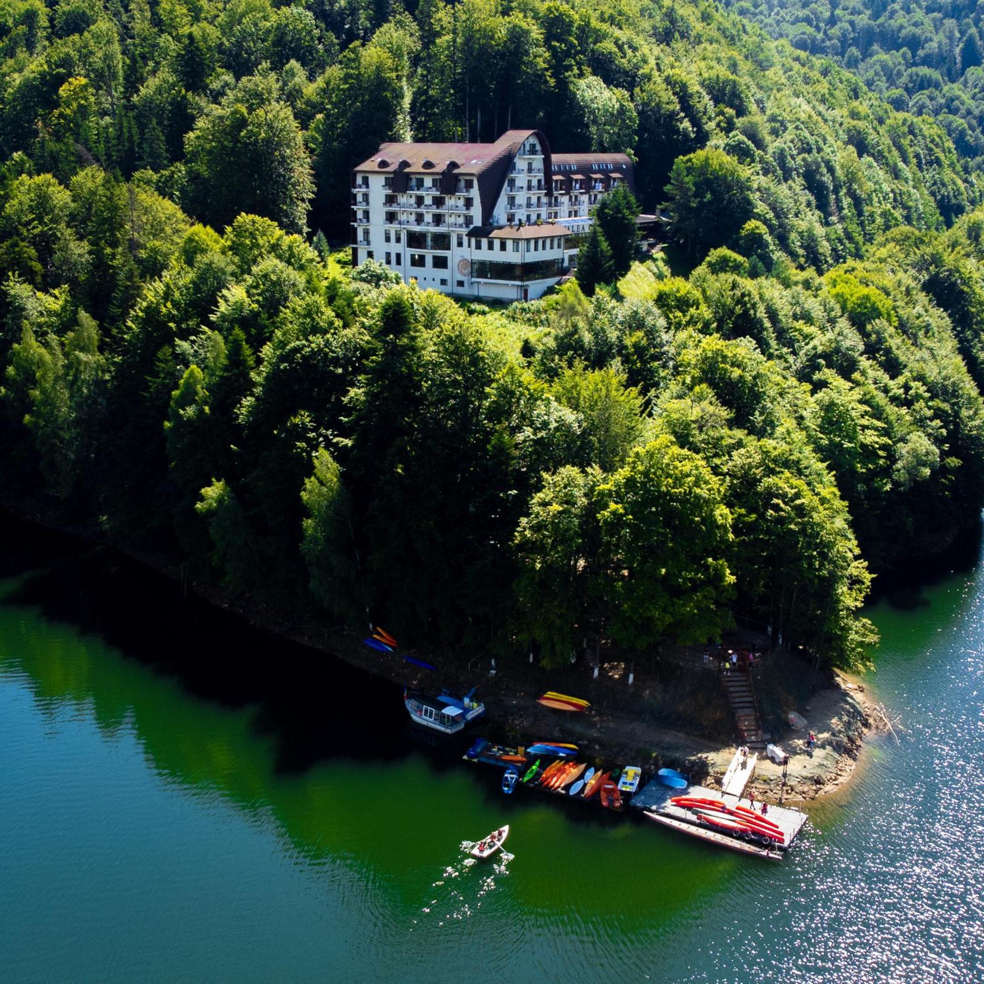 Hotel Valea Cu Pesti Căpăţîneni-Ungureni Exteriér fotografie
