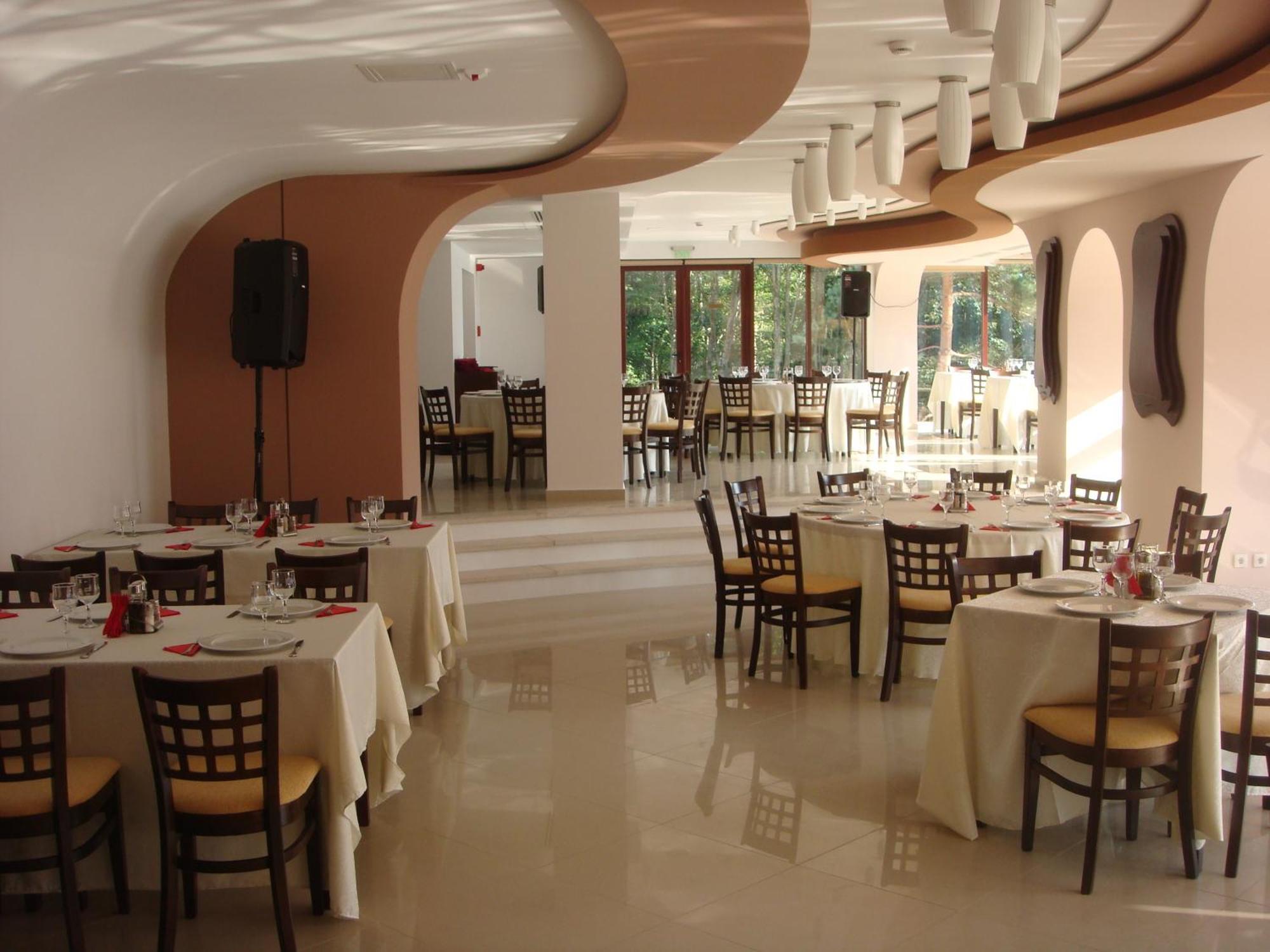 Hotel Valea Cu Pesti Căpăţîneni-Ungureni Exteriér fotografie