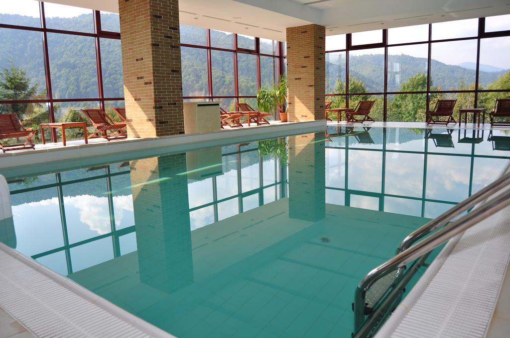 Hotel Valea Cu Pesti Căpăţîneni-Ungureni Exteriér fotografie