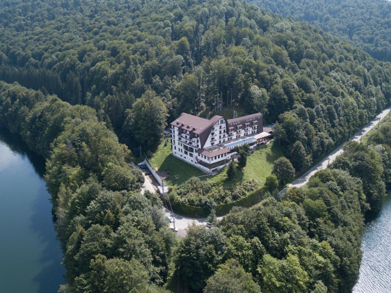Hotel Valea Cu Pesti Căpăţîneni-Ungureni Exteriér fotografie
